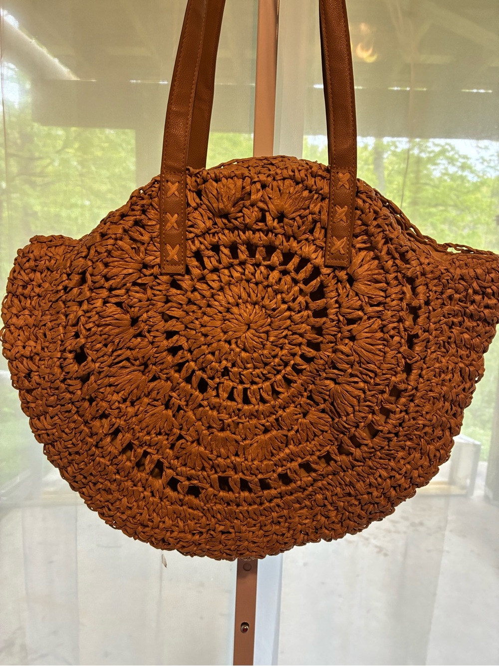 Woven Round Tote Bag - Brown